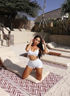 Jennifer BIG BUTT and FLUENT ENGLISH - escort in Bali Photo 14 of 20