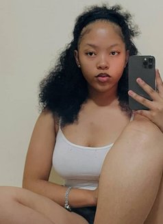 Jennifer - escort in Riyadh Photo 1 of 5