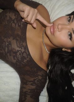 Jennifer - escort in Al Sohar Photo 2 of 3