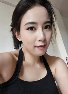 Jennifer - escort in Gurgaon Photo 4 of 4
