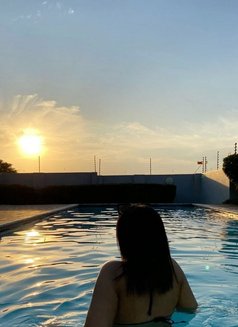 Jennifer - escort in Bali Photo 2 of 5