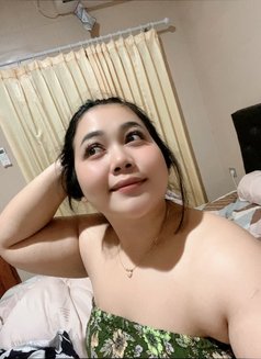 Jennifer - puta in Bali Photo 7 of 8