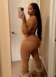 Jennifer - puta in Erbil Photo 1 of 3