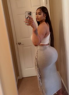 Jennifer - escort in Erbil Photo 1 of 4