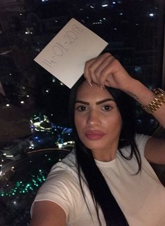 Jennifer Porn VIDEO - puta in Dubai Photo 8 of 8
