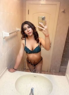 Jennifer Sexy So Hot Cim 69 - Acompañantes transexual in Dubai Photo 23 of 24