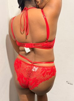 Jennifer Shamil - escort in Colombo Photo 1 of 11