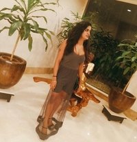 Jennifer Shemale - Transsexual escort in Mumbai