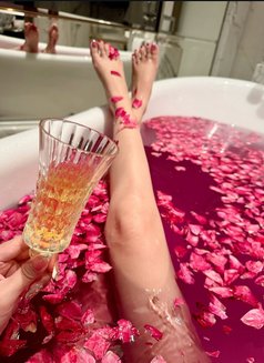 Jennifer - escort in Bangkok Photo 11 of 11