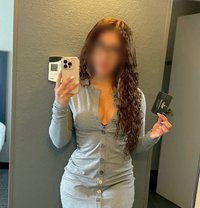 Jennifer - escort in Madrid