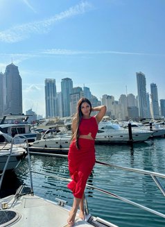 Jennifer - puta in Madrid Photo 11 of 16