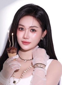 Jennifer Vip - puta in Kathmandu Photo 10 of 10