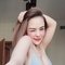 Jenny - escort in Kuwait