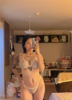 Jenny - escort in Bangkok Photo 4 of 7