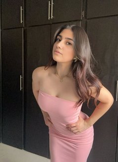 Jenny - escort in London Photo 2 of 3