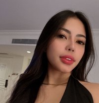 Jenny Austria - puta in Singapore