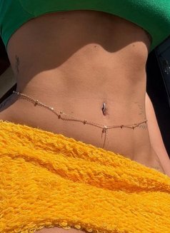 Jenny - escort in Seoul Photo 4 of 4