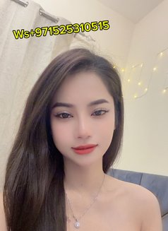 Jenny Baby - puta in Dubai Photo 9 of 12