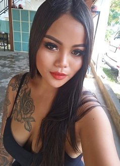 Jenny Bee - escort in Bali Photo 8 of 12