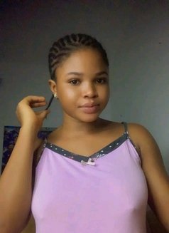 Jenny - puta in Şalālah Photo 10 of 11