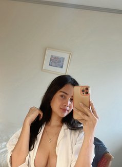 Nico Robin do Cam show - escort in Yokosuka Photo 28 of 29