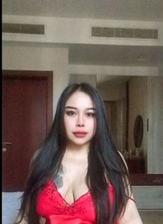 Jenny - escort in Al Juffair Photo 6 of 11