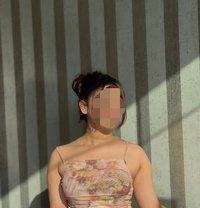 Jenny - puta in Gurgaon Photo 1 of 3