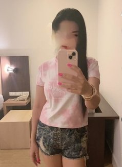 Jenny - escort in Gurgaon Photo 2 of 2