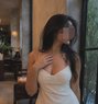 Jenny - puta in Maldives Photo 1 of 4