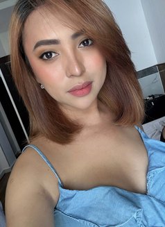 Jenny - escort in New Delhi Photo 3 of 3