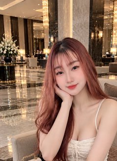 Bunnie - escort in Singapore Photo 11 of 29