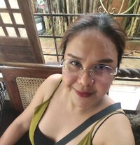 Jenny - escort in Manila