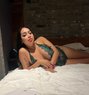 Jenny - escort in Tokyo Photo 4 of 19