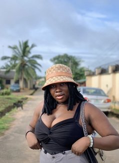 Jenny - escort in N'Djamena Photo 4 of 5