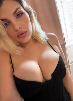 Jenny Hottest In - escort in Mumbai Photo 3 of 6