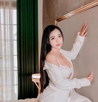 Jenny in Downtown - escort in Dubai Photo 4 of 9