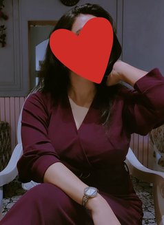 Jenny - escort in Candolim, Goa Photo 2 of 3