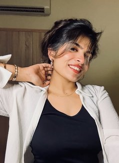 Jenny - escort in Coimbatore Photo 2 of 6