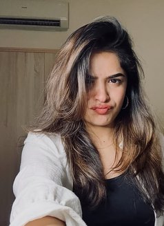 Jenny - escort in Coimbatore Photo 5 of 6
