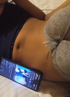 Jenny - puta in Kolkata Photo 5 of 5