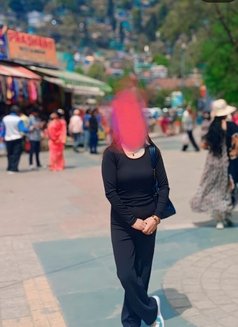 Jenny - escort in New Delhi Photo 1 of 3
