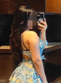 Jenny - puta in Pattaya Photo 2 of 2