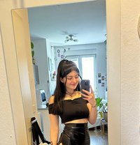 Trisha - puta in Sydney