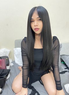 Jenny - Transsexual escort in Bangalore Photo 2 of 4