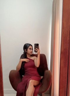 Jenny - escort in Bali Photo 3 of 7