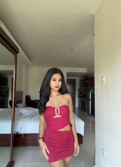 Jenny - puta in Bali Photo 4 of 5