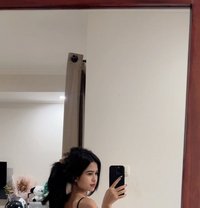 Jenny - escort in Bali Photo 5 of 6