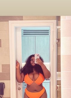 Jenny - escort in Dubai Photo 1 of 2