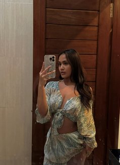 Jenny LOVES BWC ! - escort in Bali Photo 7 of 10