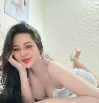 Jenny massage full service - masseuse in Mumbai Photo 3 of 6